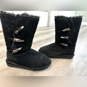 Women winter boots size 6